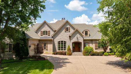 214 Bluegrass Dr