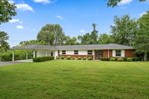 121 Knob Hill Rd