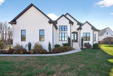 245 Saint Andrews Ct