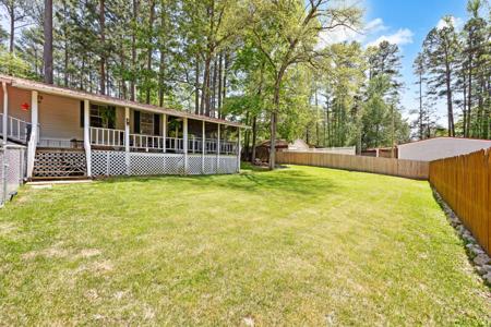 156 Chuckwood Dr