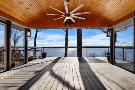 591 Shore Dr