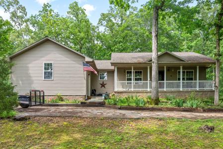 141 Graves Ln