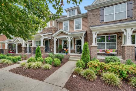1404 Riverbrook Dr