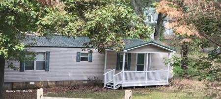 145 Graceland Rd
