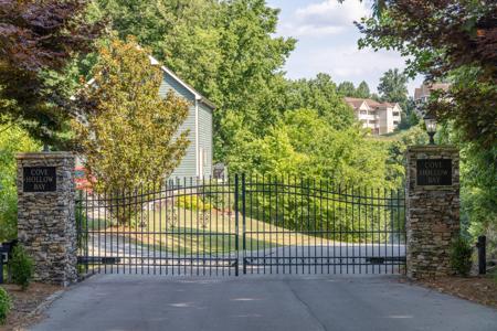 1300 Baymont Dr