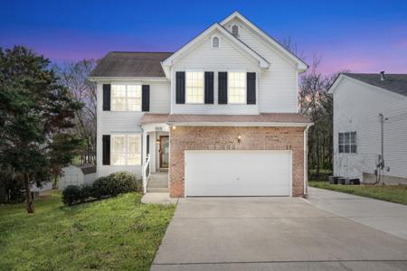 160 Waters Edge Ln