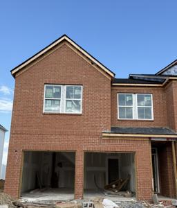 613 Club View Way