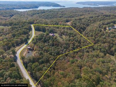 301 Hills Hollow Dr