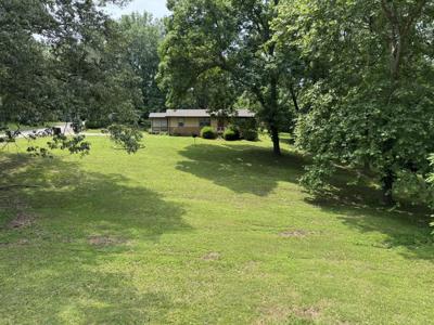 105 Hickory Hill Dr