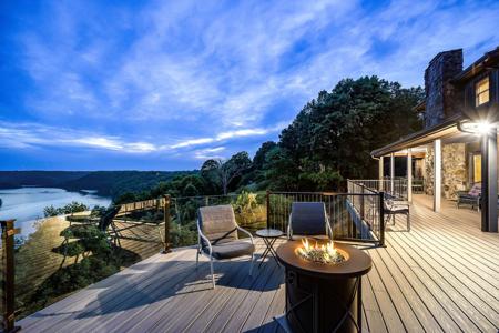 932 Sunny Point Rd