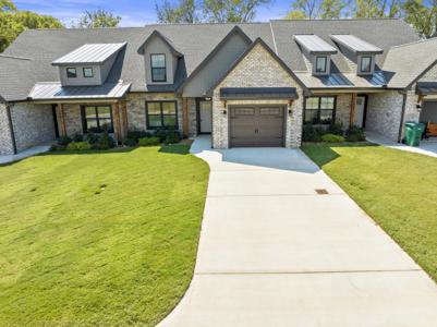 97 Edgefield Court