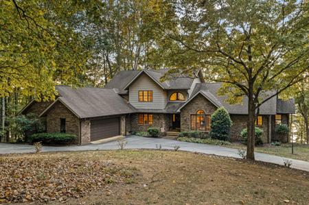 614 EASTBROOK ROAD