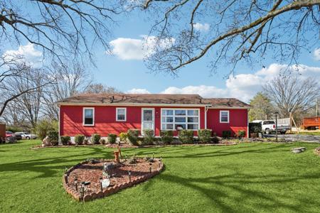 107 Highland Dr