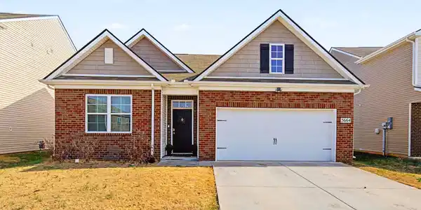 5664 Hickory Woods Dr