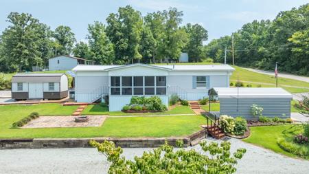 181 Lower Roans Creek Rd