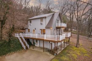 630 Lakefront Dr