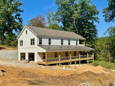 253 River Front Dr