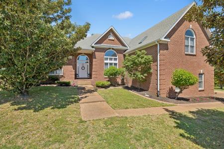 1409 Johns Meadows Cv