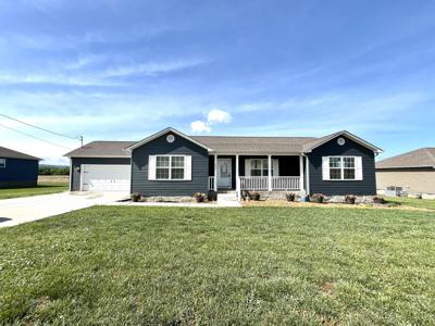 605 Strawberry Dr