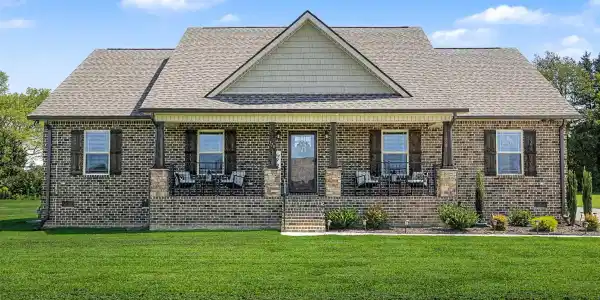 378 Randall Ln