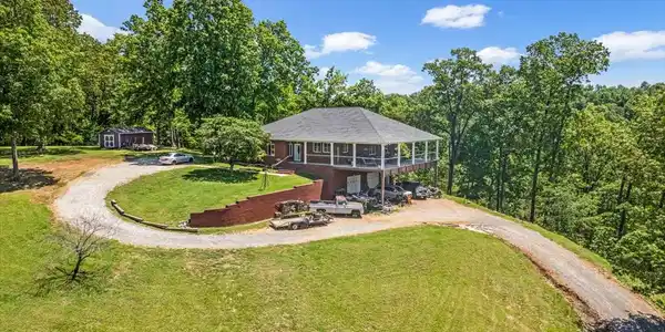 1779 Walden Ridge Rd