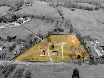 8585 Fox Hill Dr