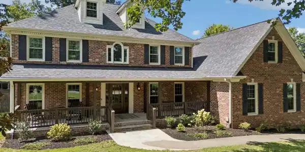 115 Laural Hill Dr