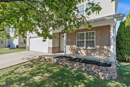 221 Quiet Ln