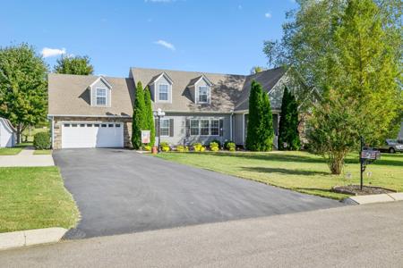 2305 Mustang Way