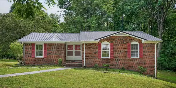 5245 Jefferson Rd