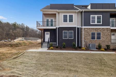 6 Crockett Hills Lane