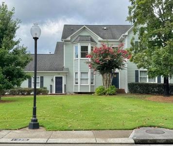 1426 Heritage Landing Drive
