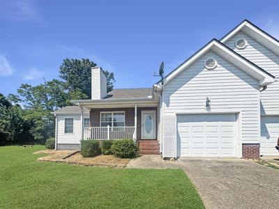 105 Rose Dr