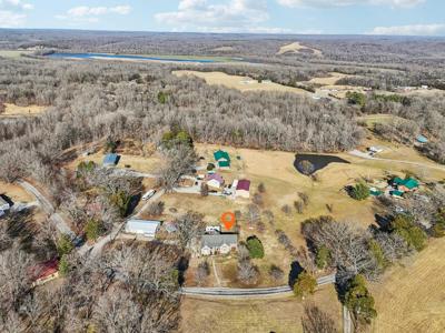 311 Downs Rd