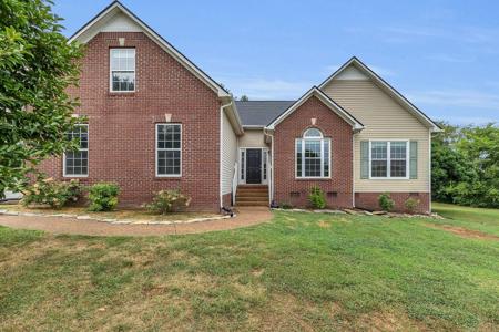 3708 Peacock Ct