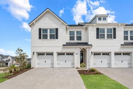 648 Club View Way
