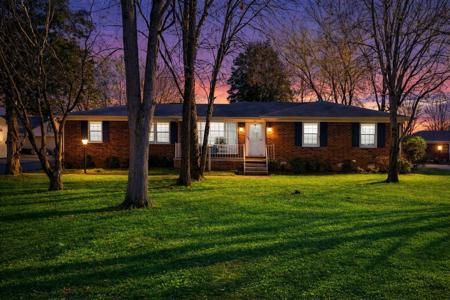 118 Bel Aire Dr
