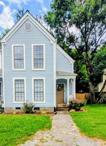 754 Lake Terrace Dr