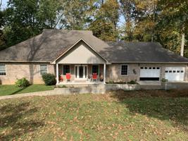 393 Dry Creek Ln