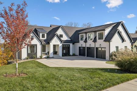 344 Raintree Dr