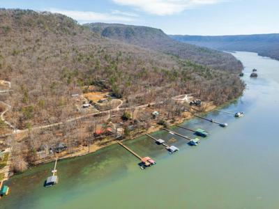 7286 Mullins Cove Road