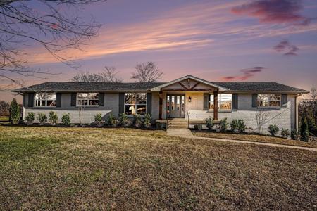 1616 Saundersville Ferry Rd