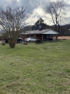 1711 N Grundy Quarles Hwy