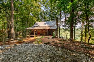 670 Gordon Ln
