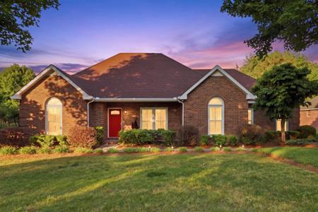 1907 Chartwell Ct