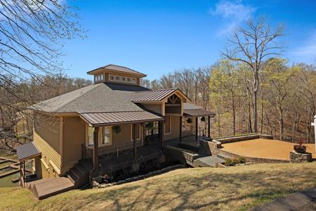 190 Crown Hill Cir