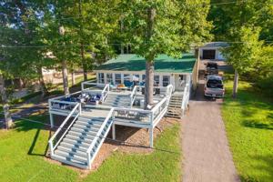 516 Birdsong Ln