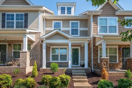 1433 Riverbrook Dr