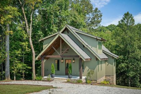1036 Hidden River Road