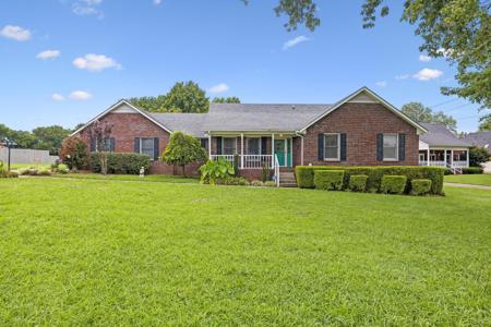 130 Lakepointe Rd